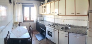 Las Cumbres I, cocina planta baja